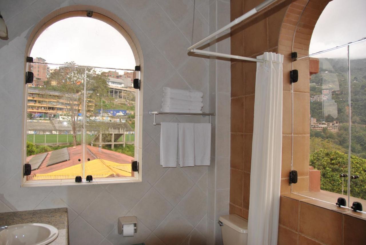 Hotel Gloria Coroico Extérieur photo